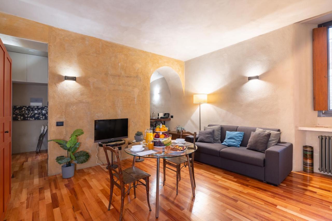 Il Garbo Apartments And Suite Verona Exterior photo